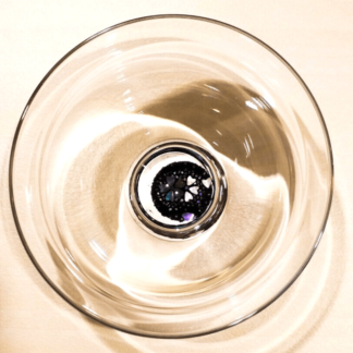 แก้ว kirameki ลวดลายของแก้วทำจากเปลือกหอยเป๋าฮื้ออย่างปราณีตบรรจง
